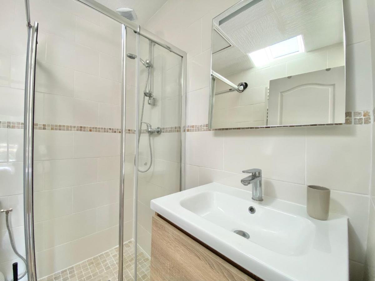 Apartmán Le St Marc - Theatre De Cornouaille - Wifi - Parking Prive - Entree Autonome Quimper Exteriér fotografie
