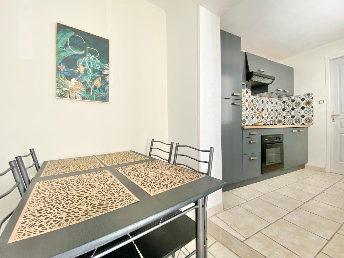 Apartmán Le St Marc - Theatre De Cornouaille - Wifi - Parking Prive - Entree Autonome Quimper Exteriér fotografie